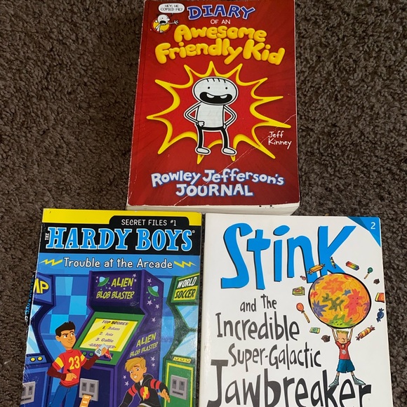 Kids book combo - Picture 1 of 4